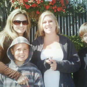 Meet your Posher, Niki